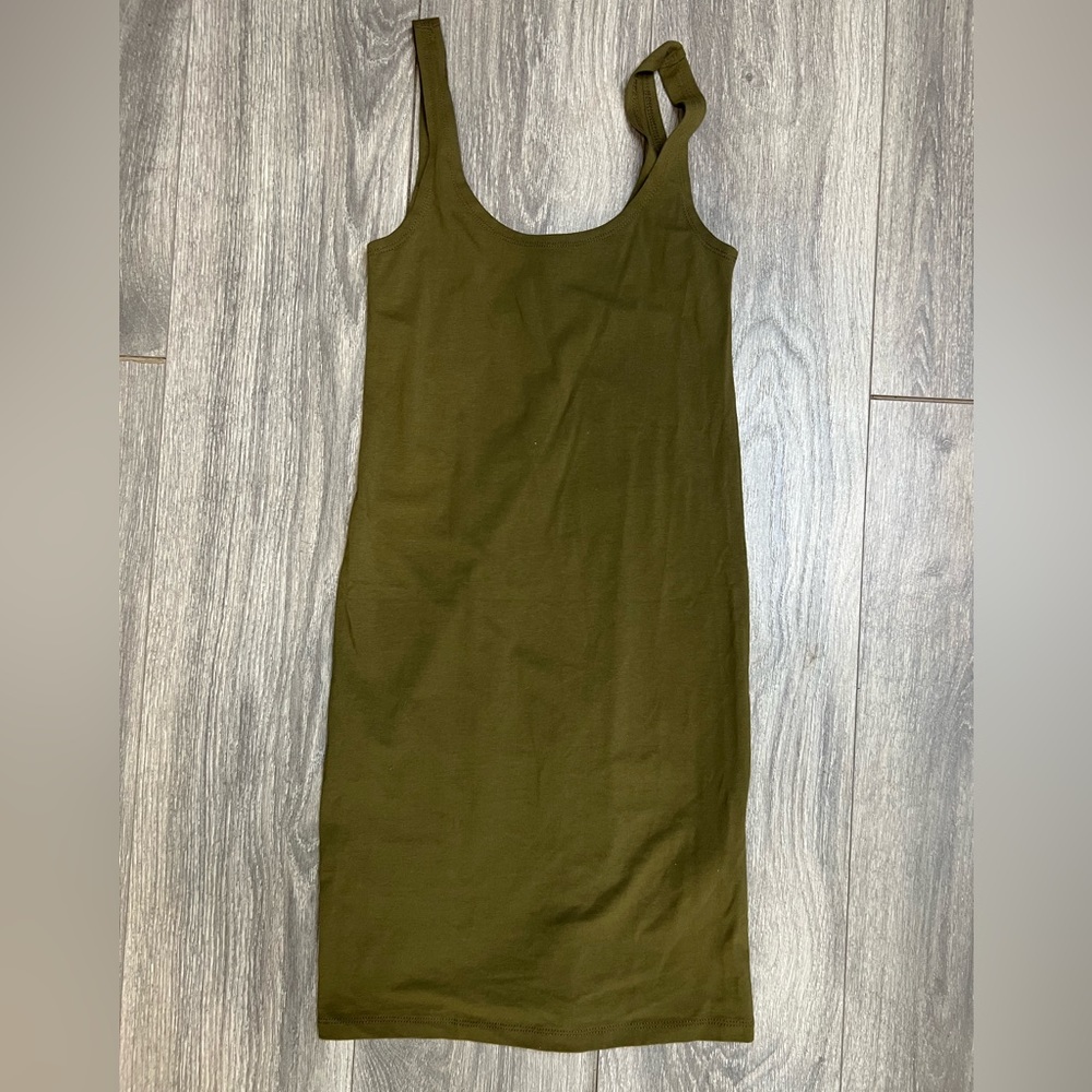 Fitted summer dress